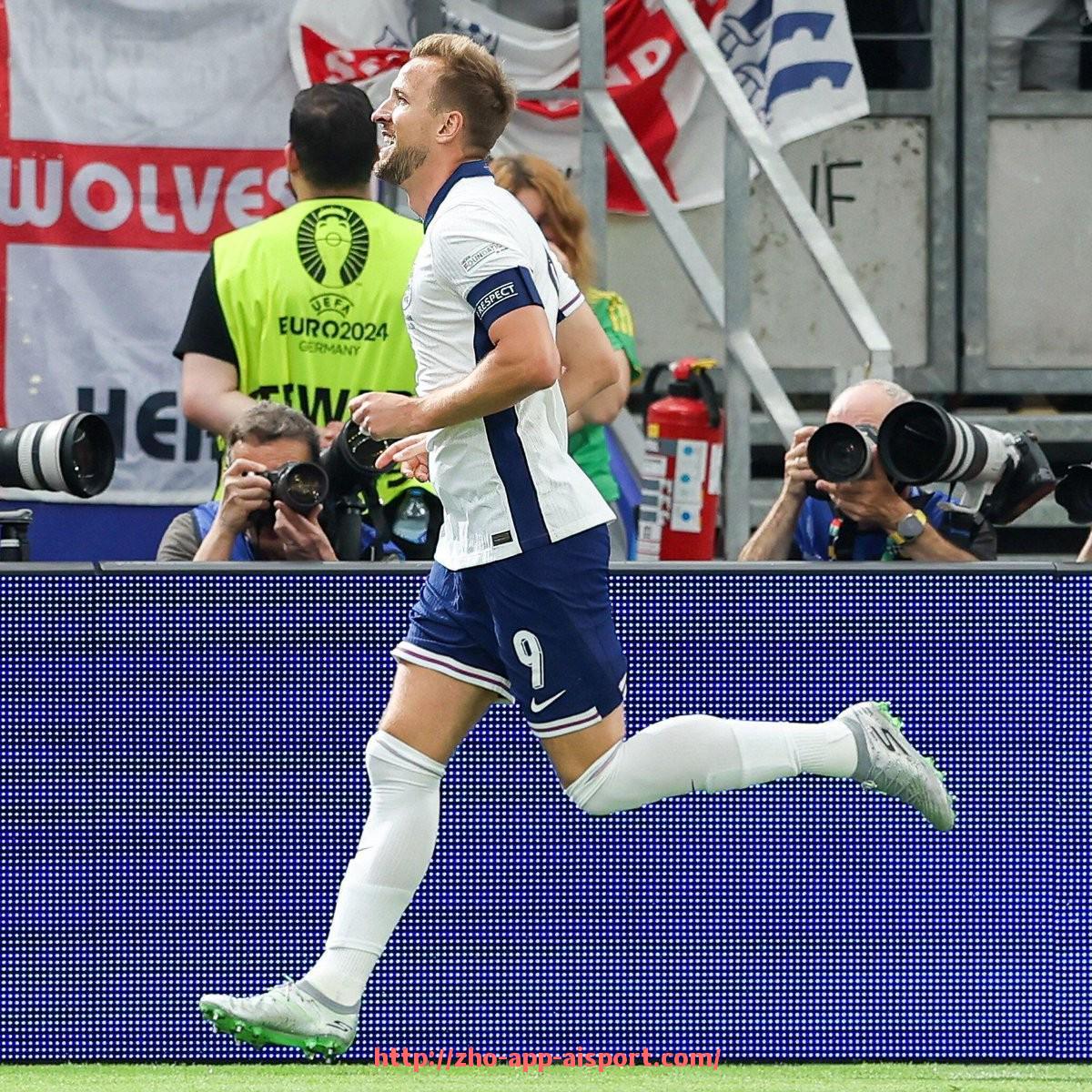 爱体育app-沙奎尔·奥尼尔在2000年总决赛中展现了怎样的统治力